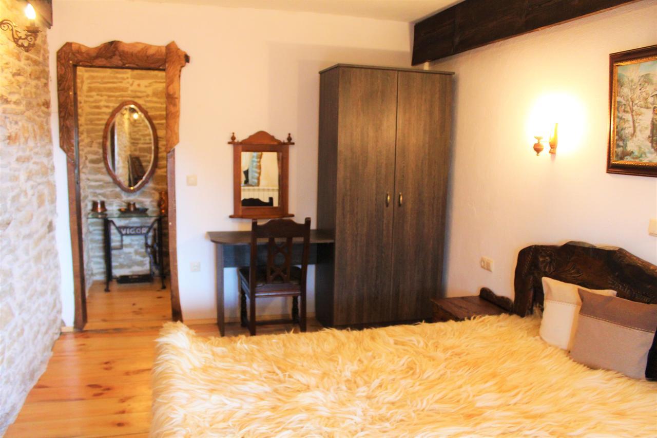 Hotel Sokay Tryavna Esterno foto