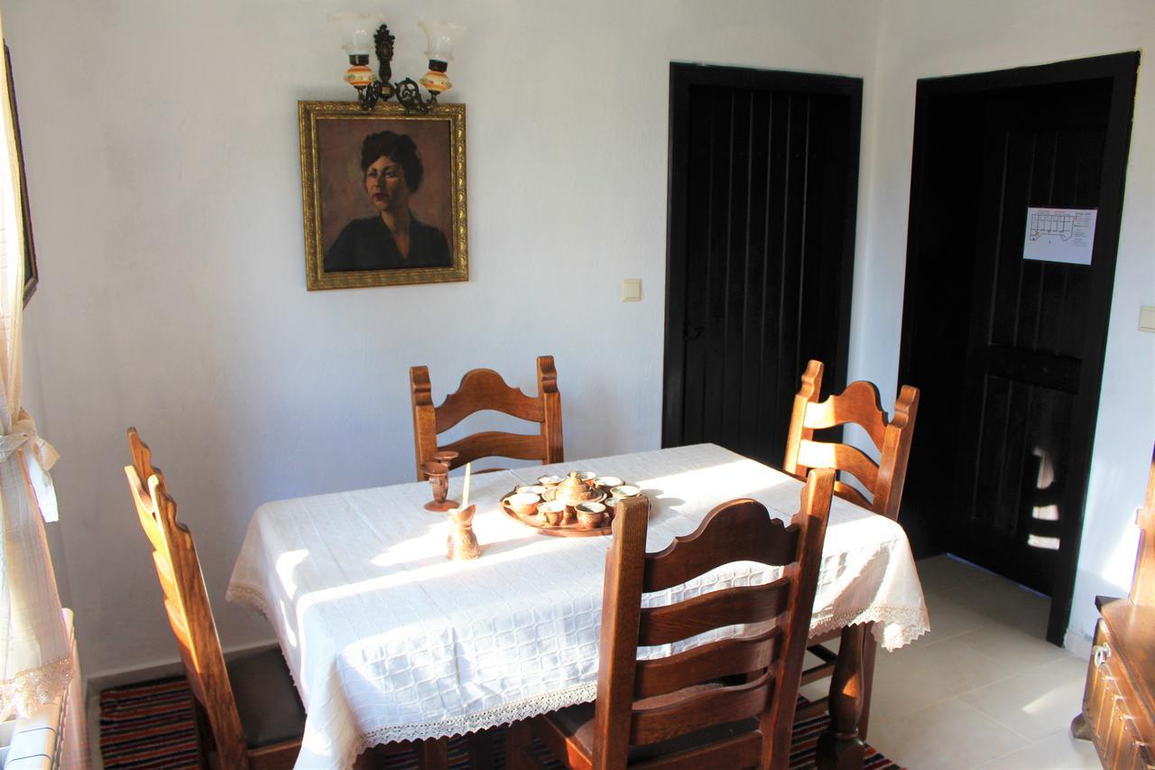 Hotel Sokay Tryavna Esterno foto