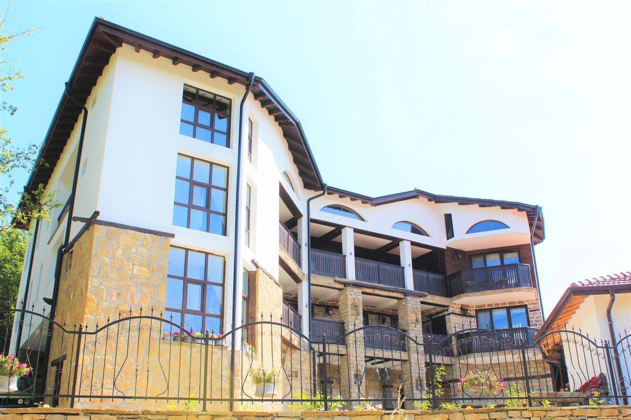 Hotel Sokay Tryavna Esterno foto