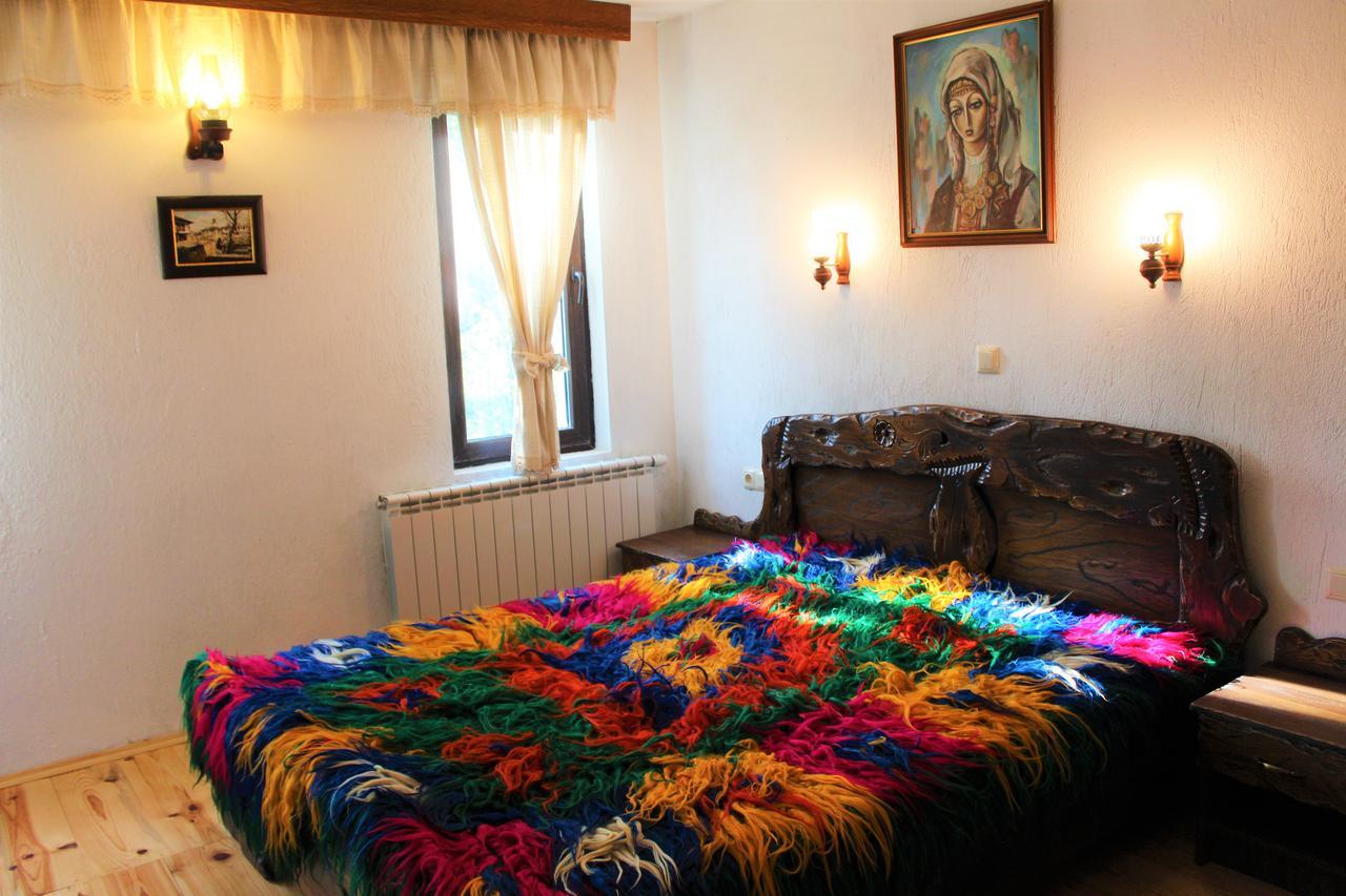 Hotel Sokay Tryavna Esterno foto