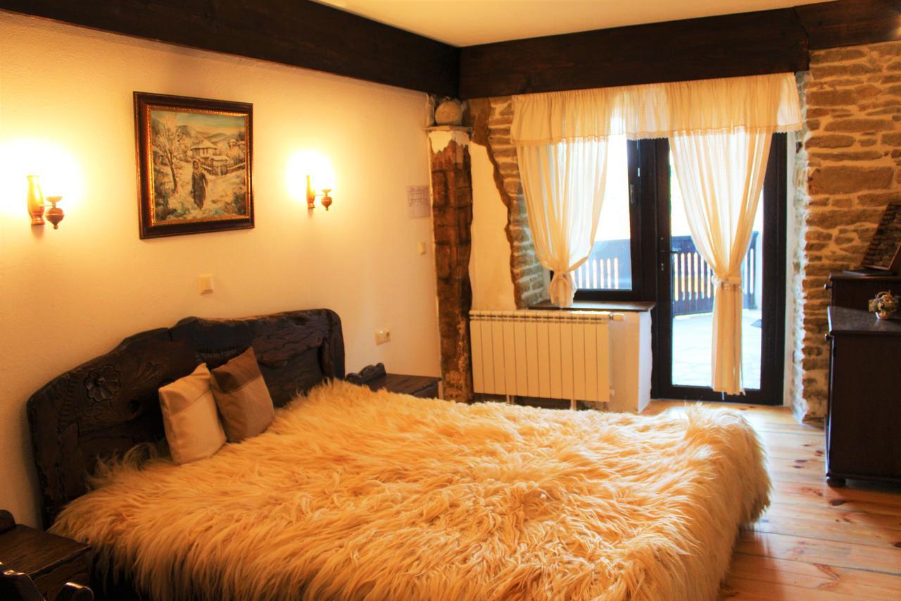 Hotel Sokay Tryavna Esterno foto