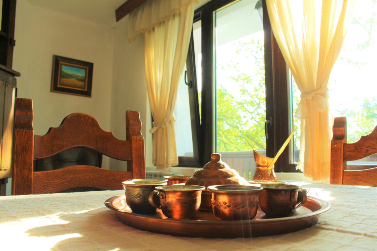Hotel Sokay Tryavna Esterno foto