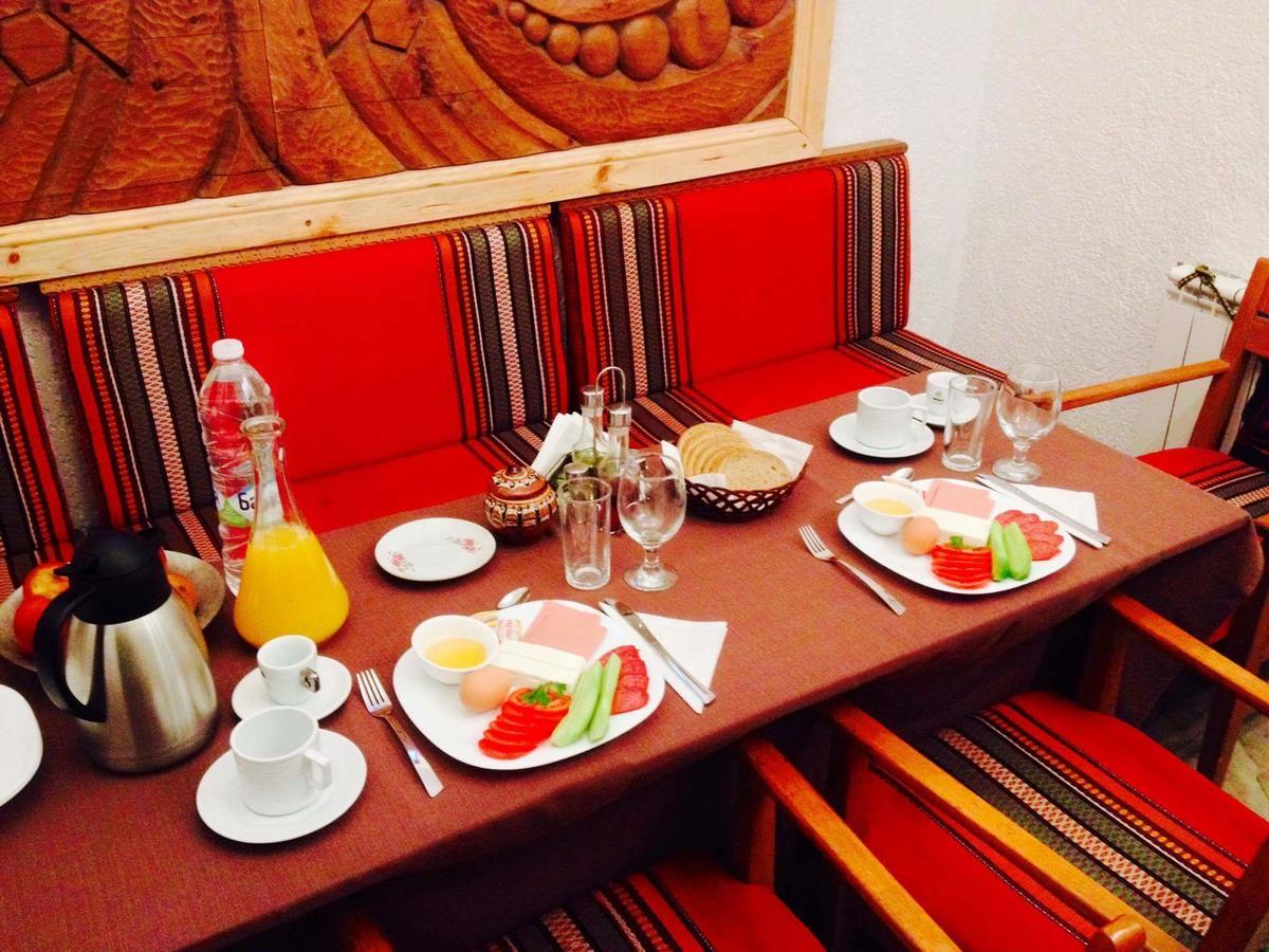 Hotel Sokay Tryavna Esterno foto